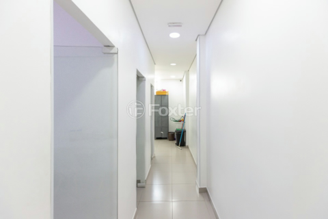 Image 15 - 919034