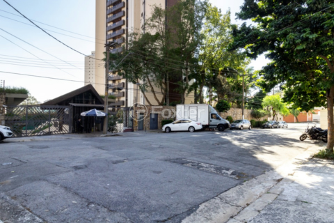 Image 74 - 919050