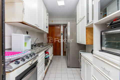 Image 24 - 919055