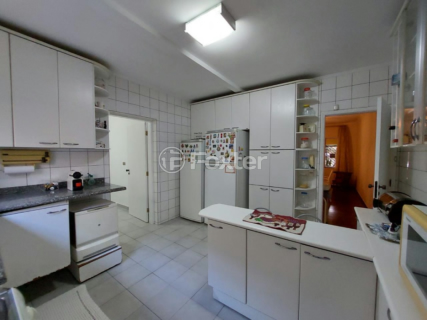 Image 17 - 919204