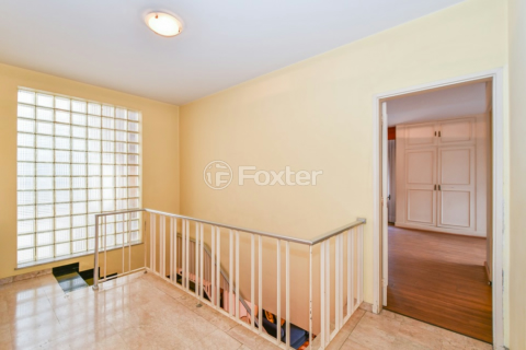 Image 30 - 919232