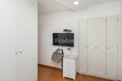 Image 30 - 919242