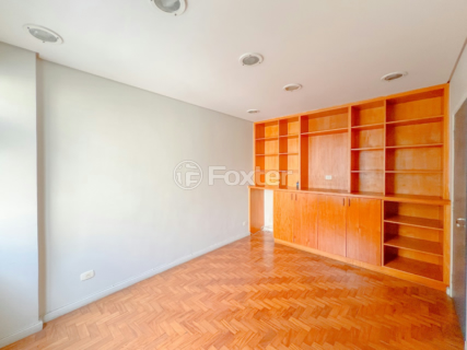 Image 7 - 919244