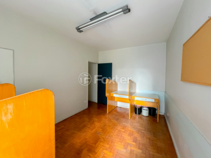 Image 26 - 919244