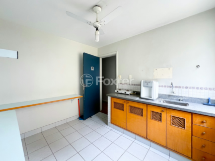 Image 33 - 919244