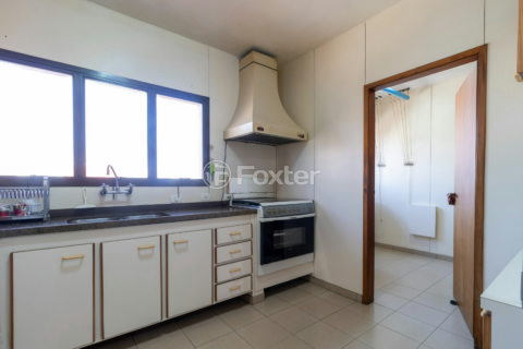 Image 31 - 919334