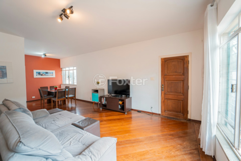 Image 3 - 919337