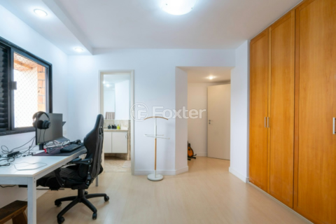 Image 36 - 919348
