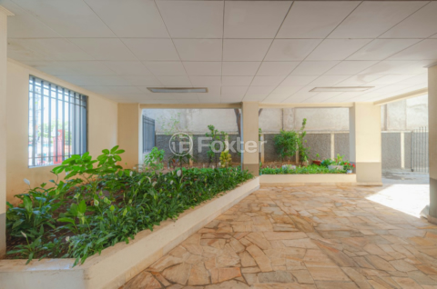 Image 24 - 919366