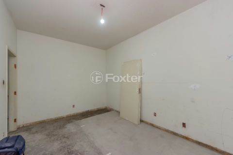 Image 19 - 919380