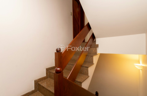 Image 42 - 919383