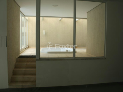 Image 3 - 919388