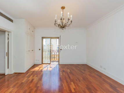 Image 3 - 919397