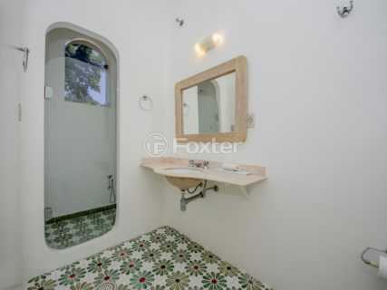 Image 30 - 919406