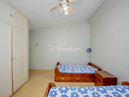 Image 33 - 919406
