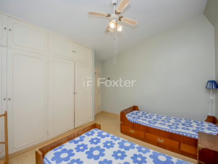 Image 34 - 919406