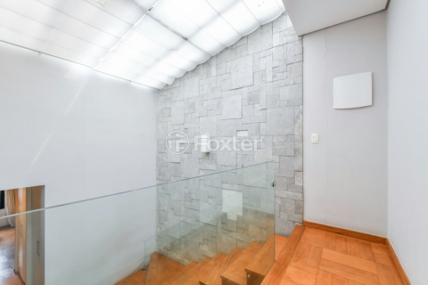 Image 37 - 919409