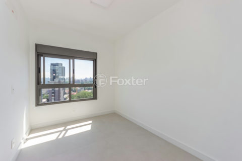 Image 19 - 919431