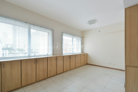 Image 4 - 919443