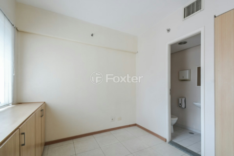 Image 8 - 919443