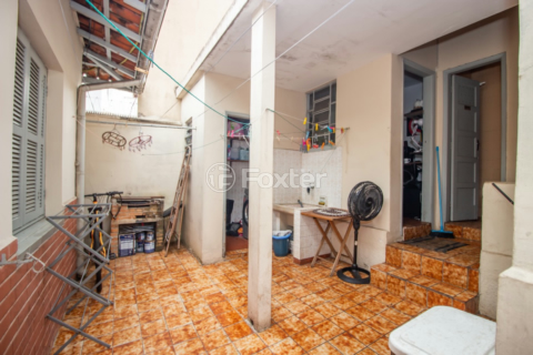 Image 22 - 919531