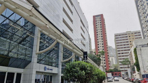Image 17 - 919546