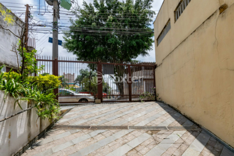 Image 7 - 919569