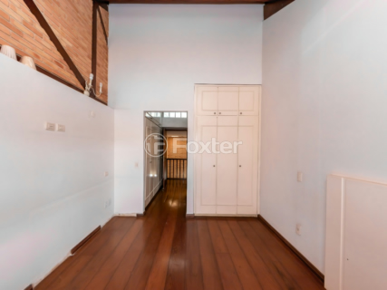 Image 29 - 919634