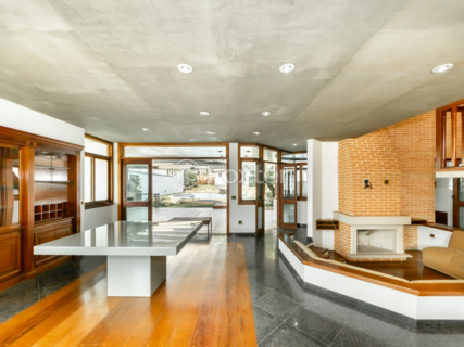 Image 24 - 919634