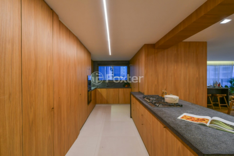 Image 7 - 919654