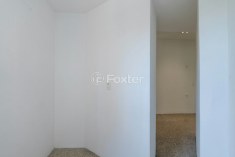 Image 26 - 919668