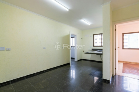 Image 21 - 919675