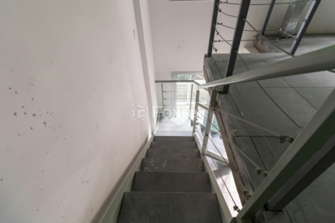 Image 9 - 919677