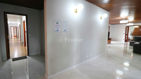 Image 19 - 919708