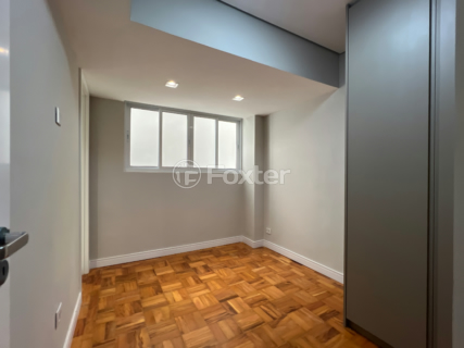 Image 21 - 919767