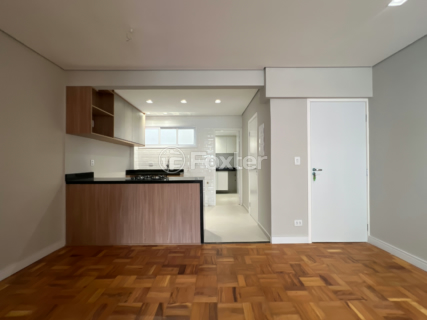Image 7 - 919767