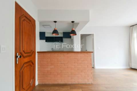 Image 4 - 919885