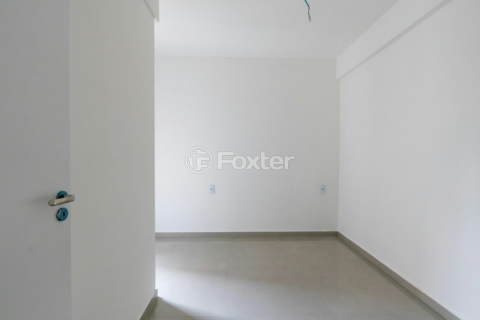Image 18 - 919917