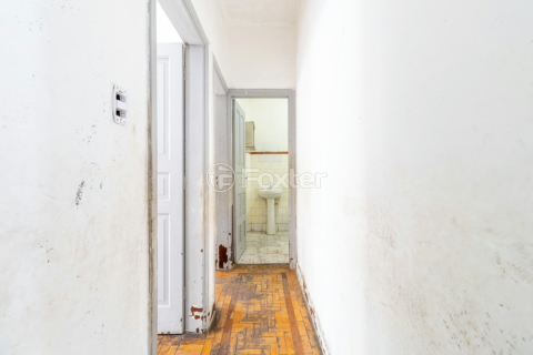 Image 29 - 920040