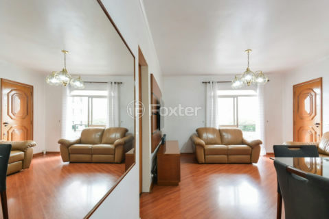 Image 3 - 920204