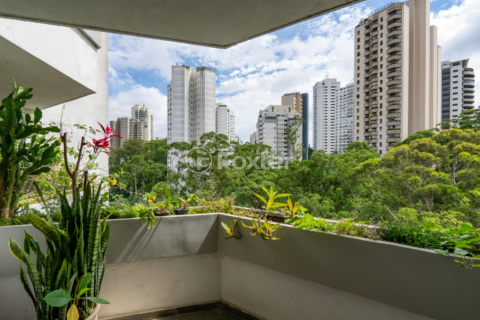 Image 7 - 920247