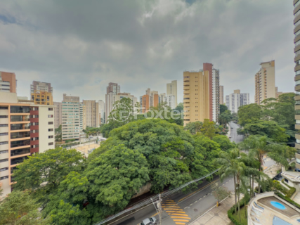 Image 6 - 920268