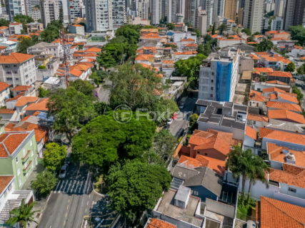 Image 31 - 920321