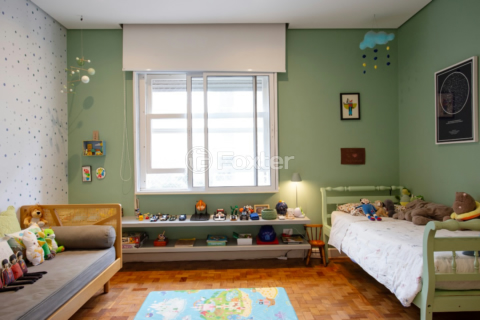 Image 22 - 920357
