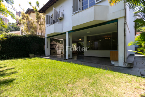 Image 34 - 920418