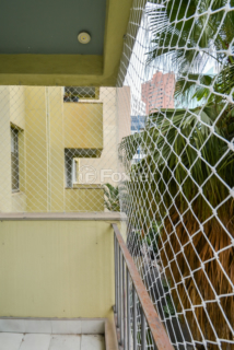 Image 7 - 920425