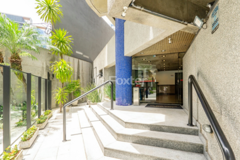 Image 24 - 920458