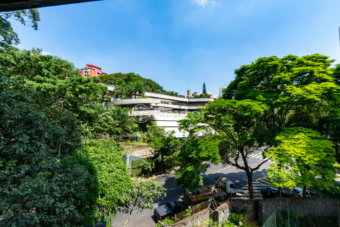 Image 3 - 920516