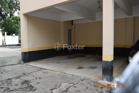 Image 33 - 920620