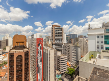 Image 15 - 920915